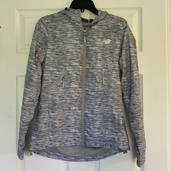 RUNNING JACKET - Picture 1 of 4